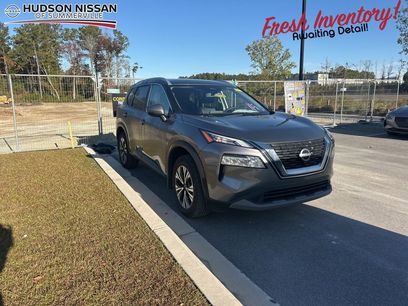 Used 2022 Nissan Rogue SV w/ SV Premium Package