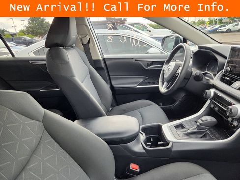 Used 2025 Toyota RAV4 XLE w/ Weather Package AWD/4WD image 10