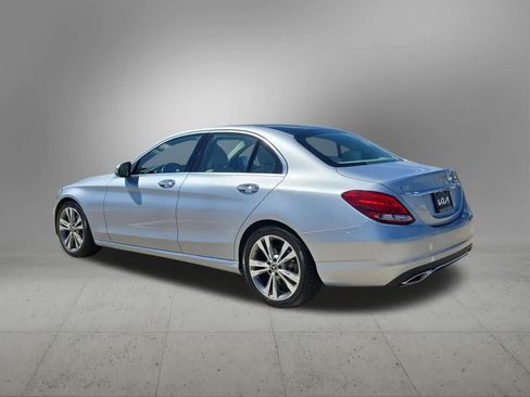 Used 2018 Mercedes-Benz C 300 Sedan image 4