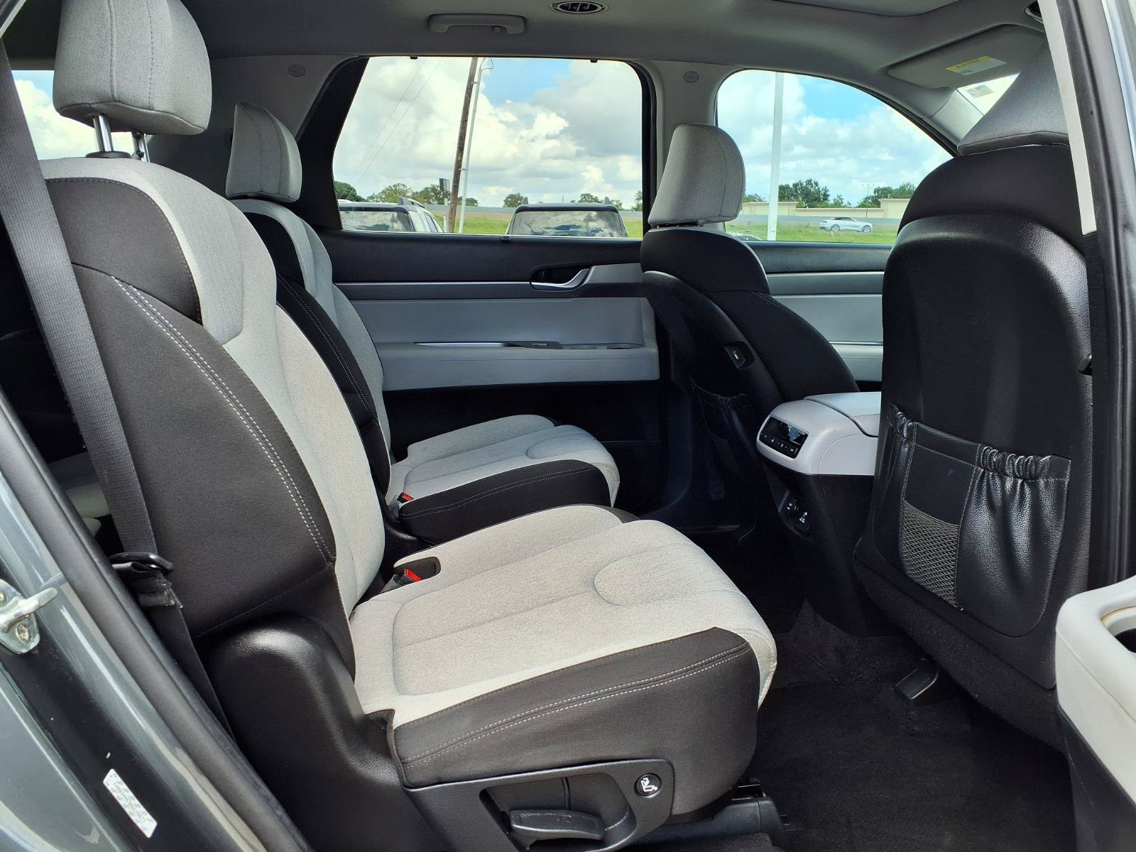 Used 2021 Hyundai Palisade SEL w/ Convenience Package FWD image 16
