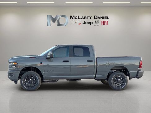 New 2026 RAM 2500 Big Horn AWD/4WD image 3