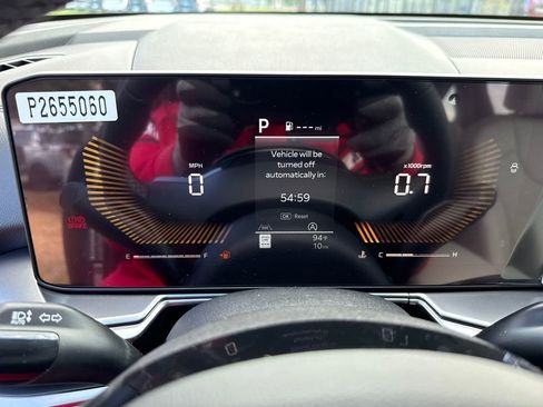 Certified 2025 Kia Sorento S w/ Panoramic Sunroof Package FWD image 26