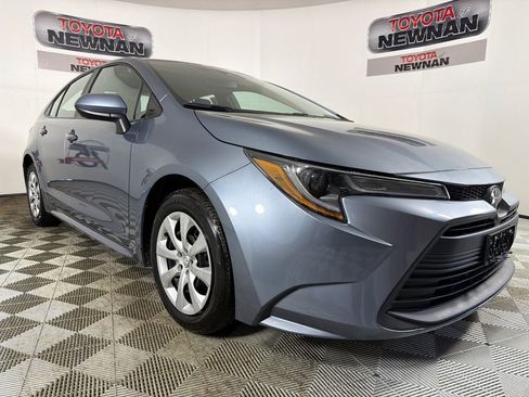 Used 2024 Toyota Corolla LE image 1