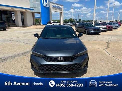 Certified 2025 Honda Civic Sport image 2