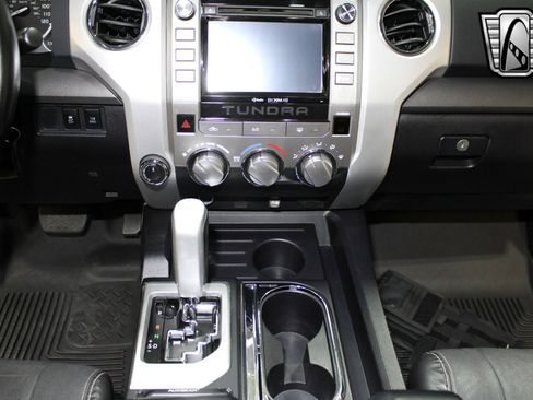Used 2014 Toyota Tundra SR5 image 22