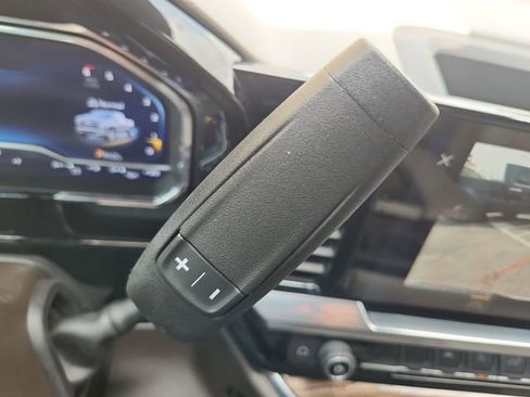 Used 2023 Chevrolet Silverado 1500 RST RWD image 16