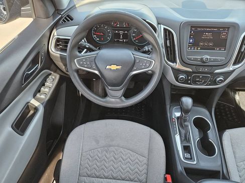 Used 2022 Chevrolet Equinox LS w/ Driver Confidence II Package FWD image 31