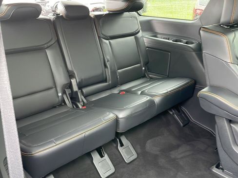 Used 2025 Ford Expedition Tremor AWD/4WD image 30