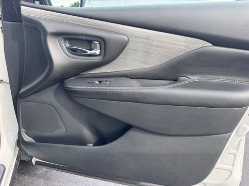 Used 2018 Nissan Murano Platinum w/ Cargo Package FWD image 26