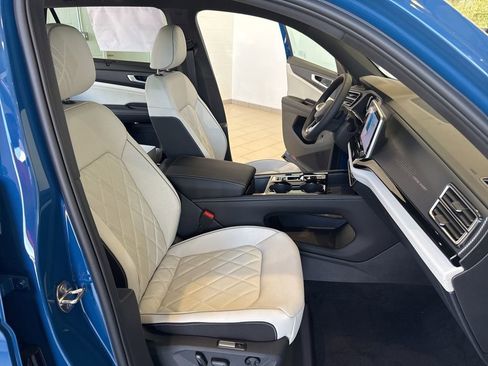 New 2026 Volkswagen Atlas Cross Sport SEL Premium R-Line image 13