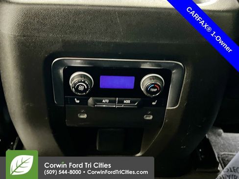 Used 2024 Chevrolet Tahoe Premier AWD/4WD image 31