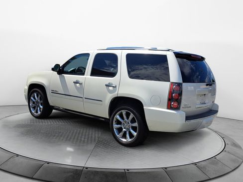 Used 2013 GMC Yukon Denali AWD/4WD image 5