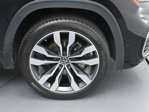 Used 2023 Volkswagen Atlas Cross Sport SEL Premium R-Line AWD/4WD image 38