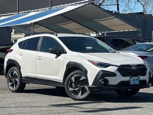 Used 2026 Subaru Crosstrek 2.5i Limited AWD/4WD image 2