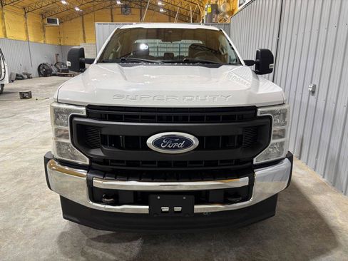 Used 2020 Ford F250 XL w/ Power Equipment Group image 7