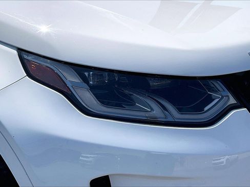 Used 2024 Land Rover Discovery Sport S image 25