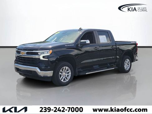 Used 2025 Chevrolet Silverado 1500 LT w/ Protection Package AWD/4WD image 3