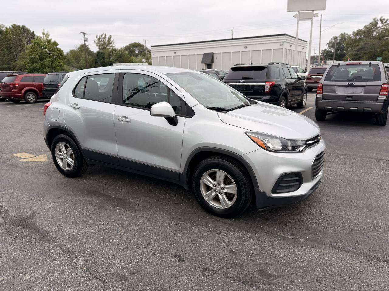 Used 2019 Chevrolet Trax LS FWD image 7