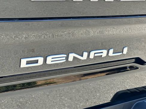 Used 2022 GMC Sierra 1500 Denali AWD/4WD image 25