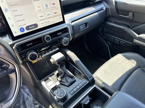 Used 2025 Toyota 4Runner TRD Off-Road Premium AWD/4WD image 27