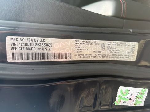 Used 2025 Dodge Durango GT AWD/4WD image 35