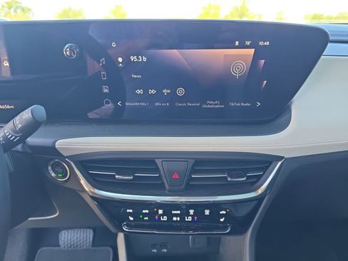 Used 2026 Buick Encore GX Avenir w/ Avenir Technology Package AWD/4WD image 18