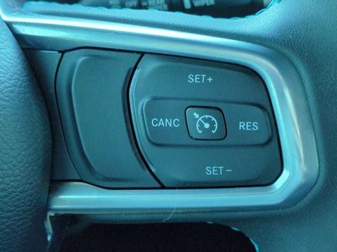 Used 2023 Jeep Wrangler Unlimited Rubicon 4xe AWD/4WD image 25