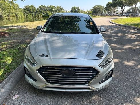Used 2018 Hyundai Sonata SE FWD image 9