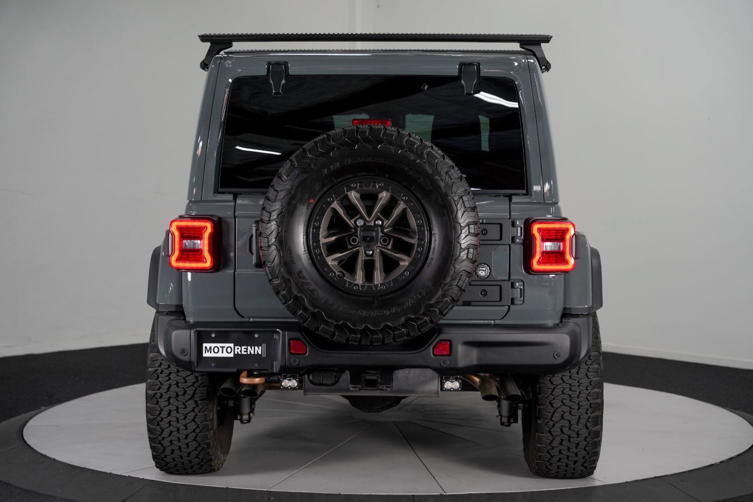 Used 2025 Jeep Wrangler Unlimited Rubicon 392 AWD/4WD image 8