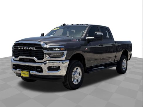 Used 2025 RAM 2500 Tradesman AWD/4WD image 1