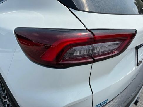 Used 2025 Ford Escape SE w/ PHEV Premium Package FWD image 13
