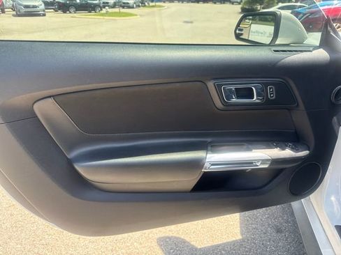Used 2015 Ford Mustang Coupe w/ Equipment Group 051A RWD image 9