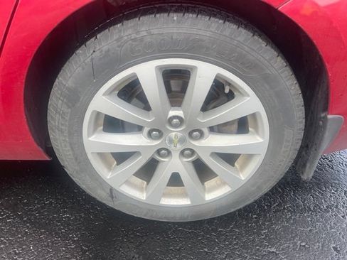Used 2013 Chevrolet Malibu LT FWD image 11