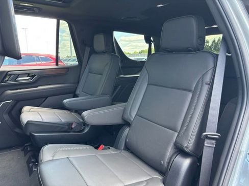 New 2026 GMC Yukon Denali w/ Denali Reserve Package AWD/4WD image 48