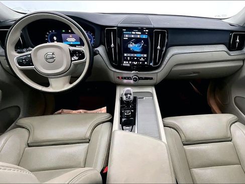 Used 2023 Volvo XC60 B5 Ultimate w/ Climate Package image 20