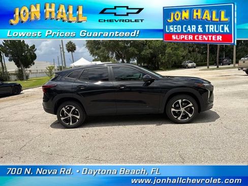 Used 2024 Chevrolet Trax RS w/ Driver Confidence Package FWD image 13