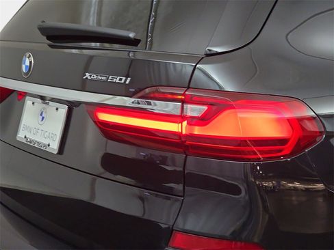 Used 2019 BMW X7 xDrive50i w/ M Sport Package image 37