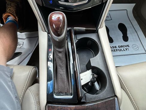 Used 2013 Cadillac XTS Luxury w/ Driver Awareness Package FWD image 24