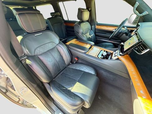 Used 2024 Jeep Grand Wagoneer L Series III image 16
