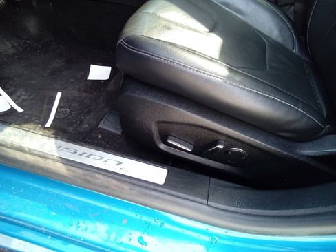 Used 2020 Ford Fusion Titanium image 13