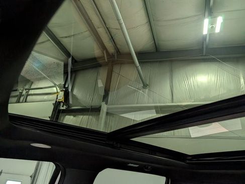 Used 2024 Ford F250 Platinum w/ Tremor Off-Road Package image 31