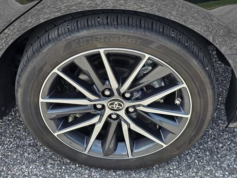 Used 2023 Toyota Camry XLE FWD image 31