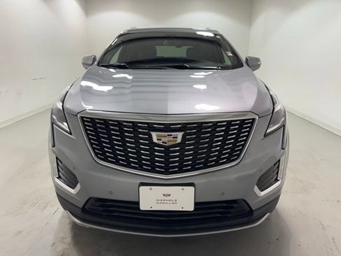 Certified 2025 Cadillac XT5 Premium Luxury AWD/4WD image 2