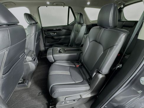 Certified 2023 Honda Pilot Touring image 26