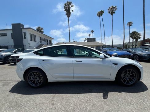 Used 2023 Tesla Model 3 Standard Range RWD image 4