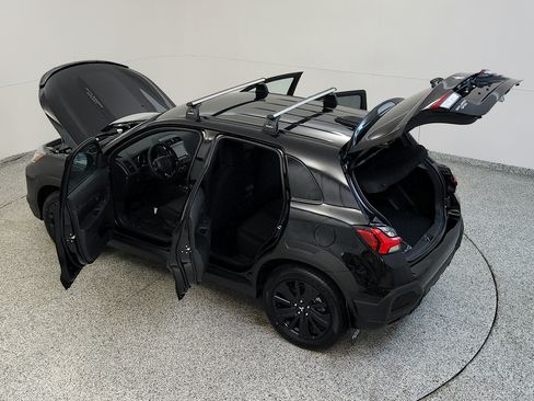 Used 2025 Mitsubishi Outlander Sport ES AWD/4WD image 18
