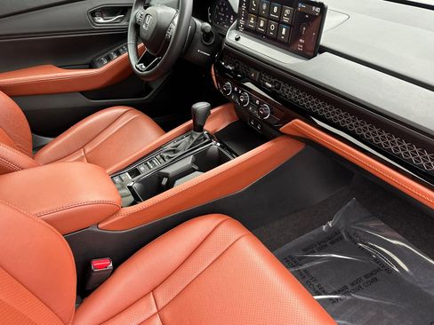 Used 2024 Honda Accord Sport image 31