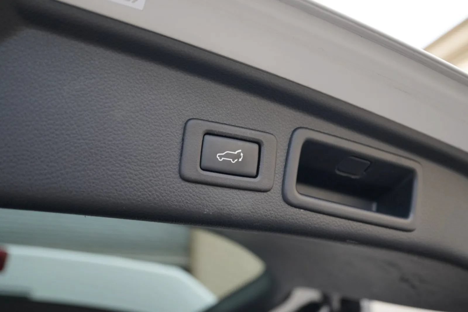 Used 2018 Subaru Forester 2.5i Limited AWD/4WD image 33