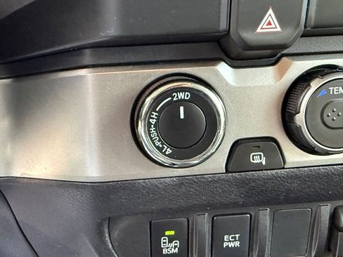 Certified 2022 Toyota Tacoma SR5 w/ Technology Package image 26