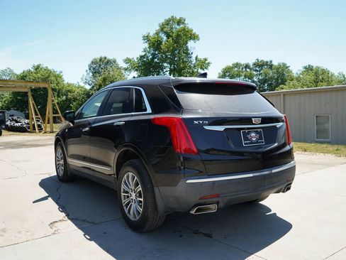 Used 2017 Cadillac XT5 Luxury w/ Driver Awareness Package image 4